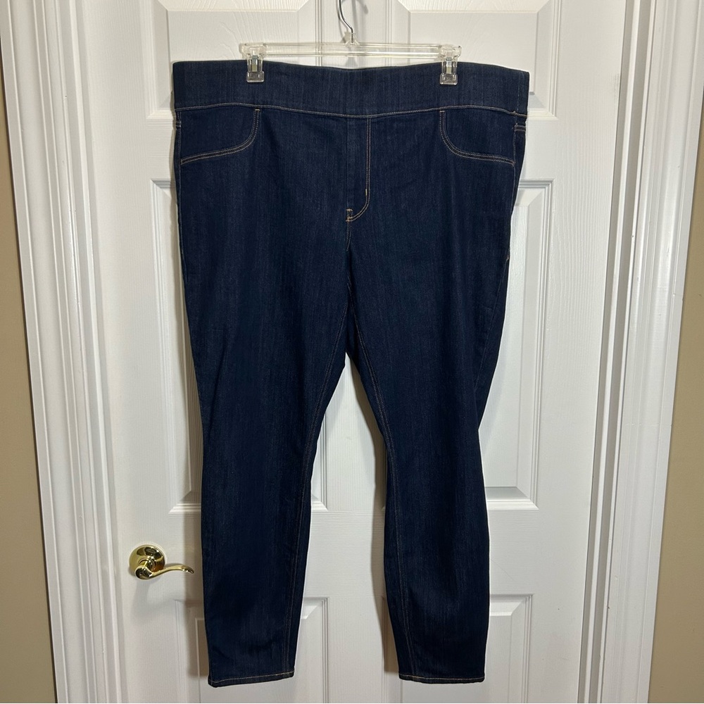 Old Navy Mid Rise Rockstar Super Skinny Jeggings